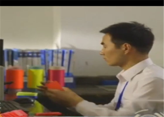 رنگ‌دهی مواد پلاستیکی با رنگ نارنجی 60 محلول در روغن